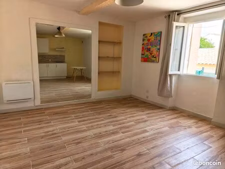 studio a vendre