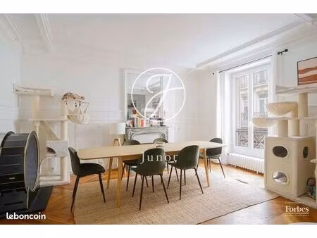appartement 5 pièces 124 m²