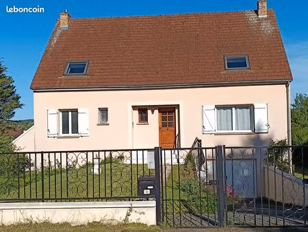 beau pavillon de 140 m2 sur s/sol bien situé