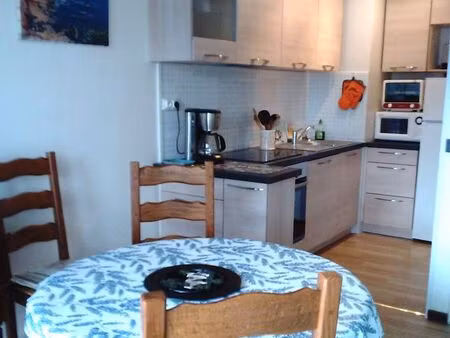 gréoux-les-bains  appartement t1 29m2  résidence « les cèdres »