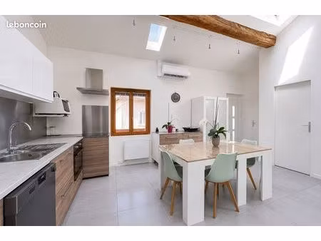 duplex t4 81 m² - dernier etage - saint-pierre-de-chandieu