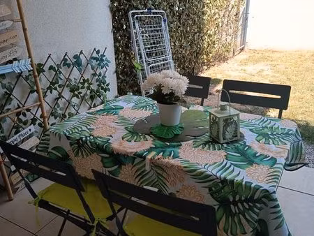 vends appartement f2 rez de jardin et garage