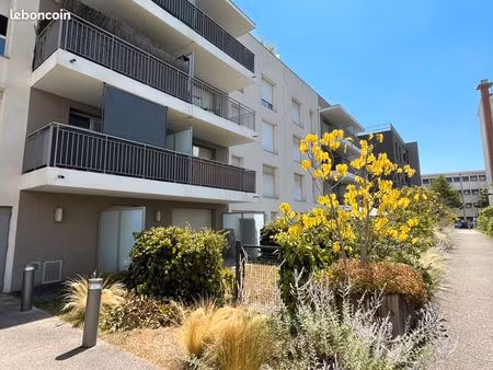 t3 de 64m² avec balcon dans résidence récente