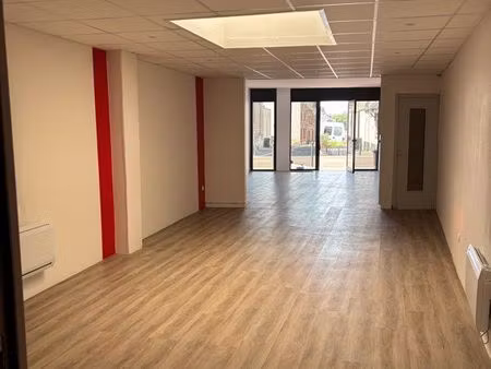local commercial 70m2 + cave