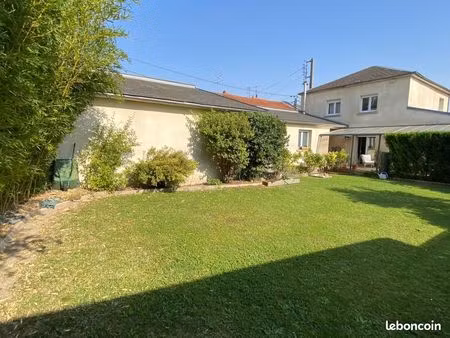maison 5 pièces 177 m²