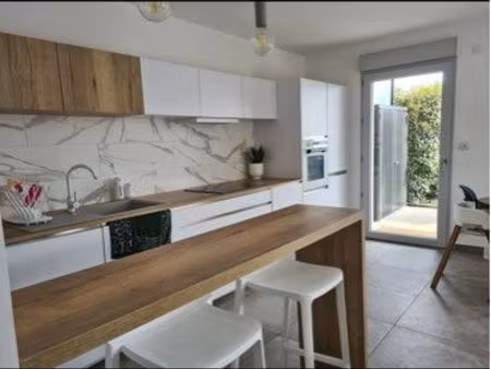 à louer – bel appartement t3 de 72 m² en rez-de-jardin – disponible fin juillet