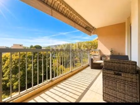 t4 78m2- golfe juan - quartier résidentiel proche plage