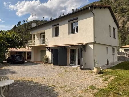 maison a digne les bains de 130 m² avec studio loué – terrain 547 m²