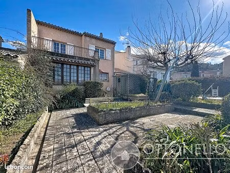 maison 5 pièces 77 m²