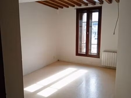 à louer – appartement t2 de 40 m² à lapalisse