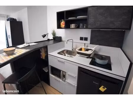 studio 1 pièce 18 m²