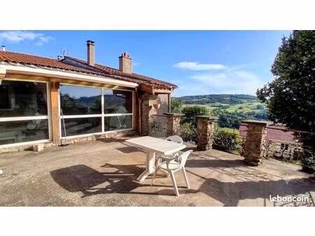 maison de caractere 160 m2 avec dependances de 300 m2