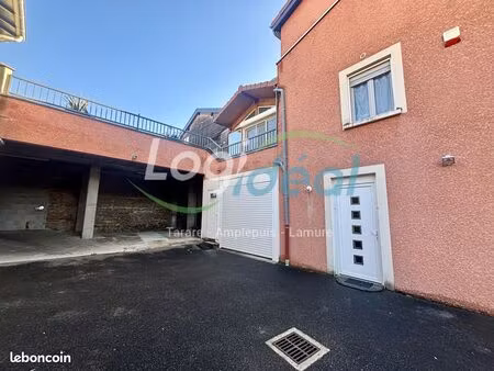 maison 7 pièces 205 m²