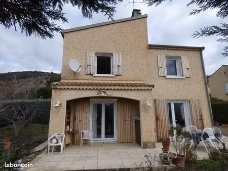villa 5 pièces 116 m²