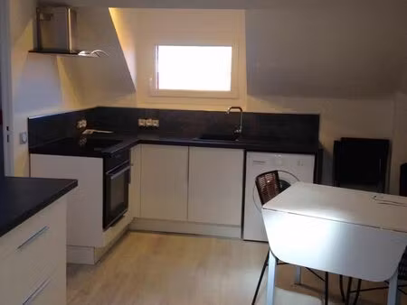 t2 lumineux en plein centre ville de gap- idéal investissement ou premier achat