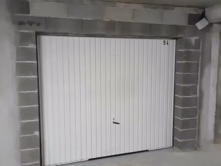 a louer garage sécurisé st pierre la mer de 18 m²