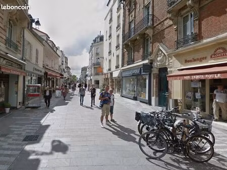 local commercial 29 m² avec terrasse – colombes centre