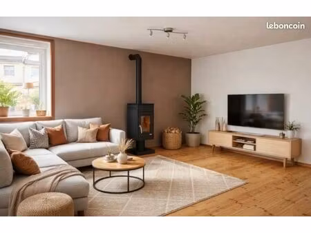 maison de village avec grand appartement et local commercial attenant