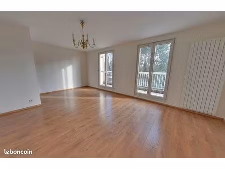 appartement 3 pièces 87 m²
