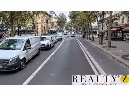 local commercial 71 m²