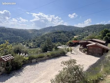 chalet 5 pièces 79 m²