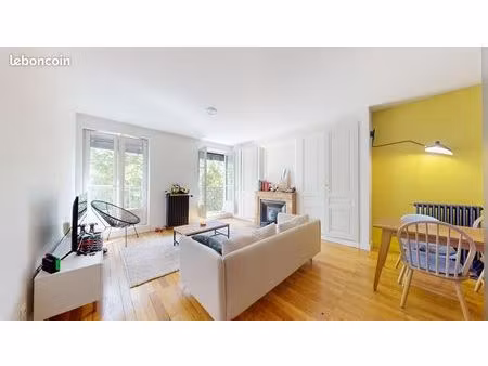 appartement 3 pièces 69 m²