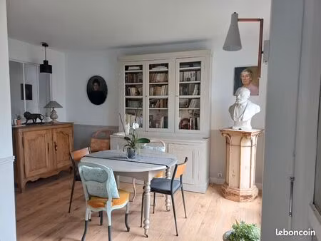 appartement rénové 88 m2 avec balcon