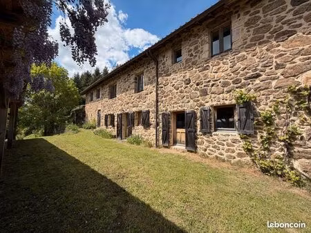 belsentes  les nonieres (07160)  magnifique propriété en pierre avec environ 6 ha de terra