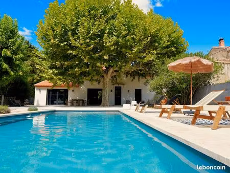 maison rénovée 120m² - piscine - jardin - maillane