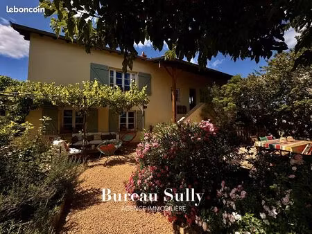 maison 6 pièces 169 m²