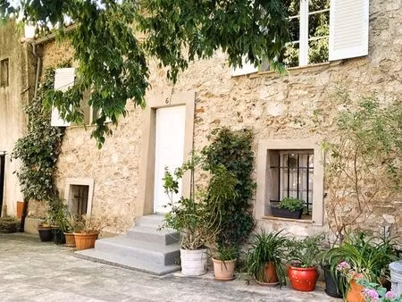 maison provencale à grimaud village