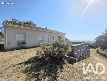 villa 4 pièces 100 m²