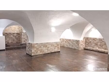 magnifique local centre ville 75m2