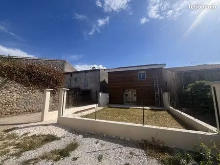 maison t3/t4 entièrement rénovée avec jardin clos