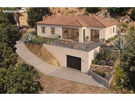 villa 4 pièces 100 m²