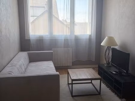 à louer beau et grand t2 meublé rodez