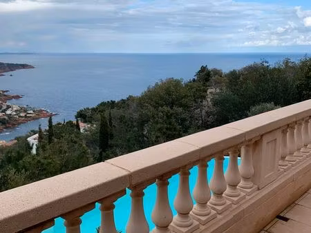 villa vue mer saint raphael