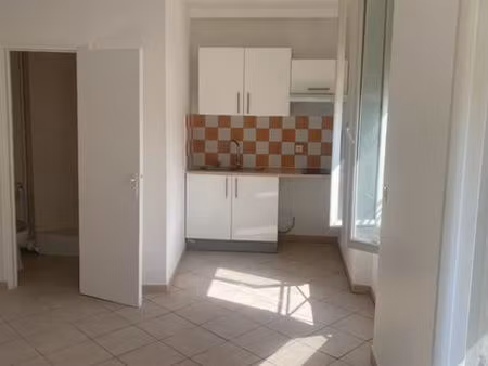 studio à louer au raincy