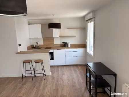 studio t1 (31m2) meublé à louer à lyon 3