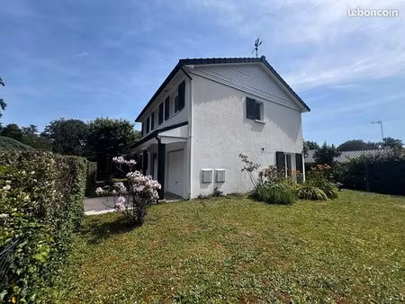 maison 6 pièces 127 m²