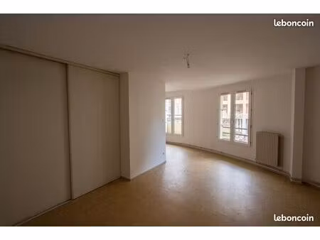 superbe 3 pièces secteur 4 as
