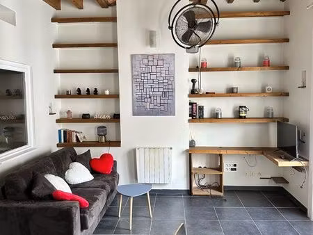 appartement 42 m2 50 mètre du métro
