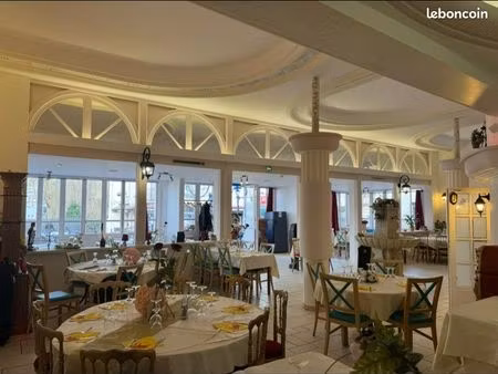 restaurant 400 m 150 couverts
