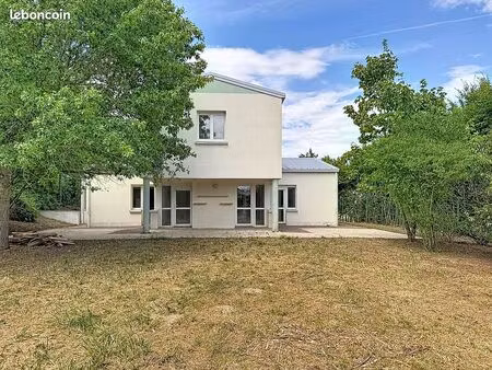 pavillon 127 75m2 sur terrain arbore 1000m2
