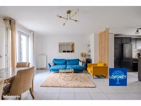 maison 4 pièces 77 m²
