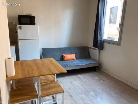 appartement t2 rénové et meublé - terrasse - centre carcassonne