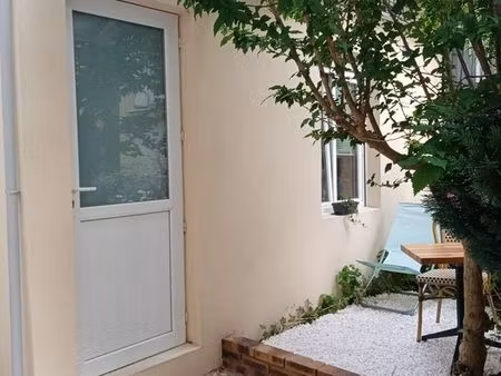 studio independant avec accès jardin