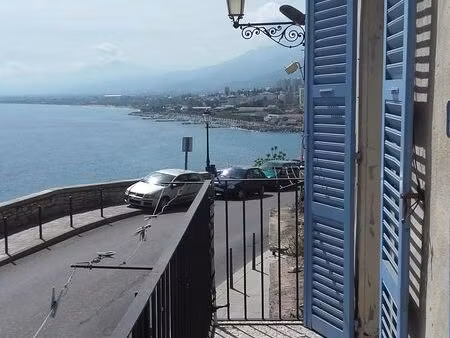 t2 vue mer et citadelle