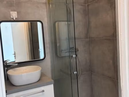 appartement t2 lumineux et calme – 44 m² – caluire-et-cuire