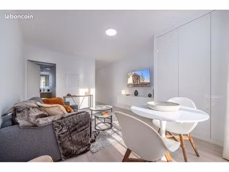 studio meublé 24m² – balcon & parking privatifs – rer d à 8 min